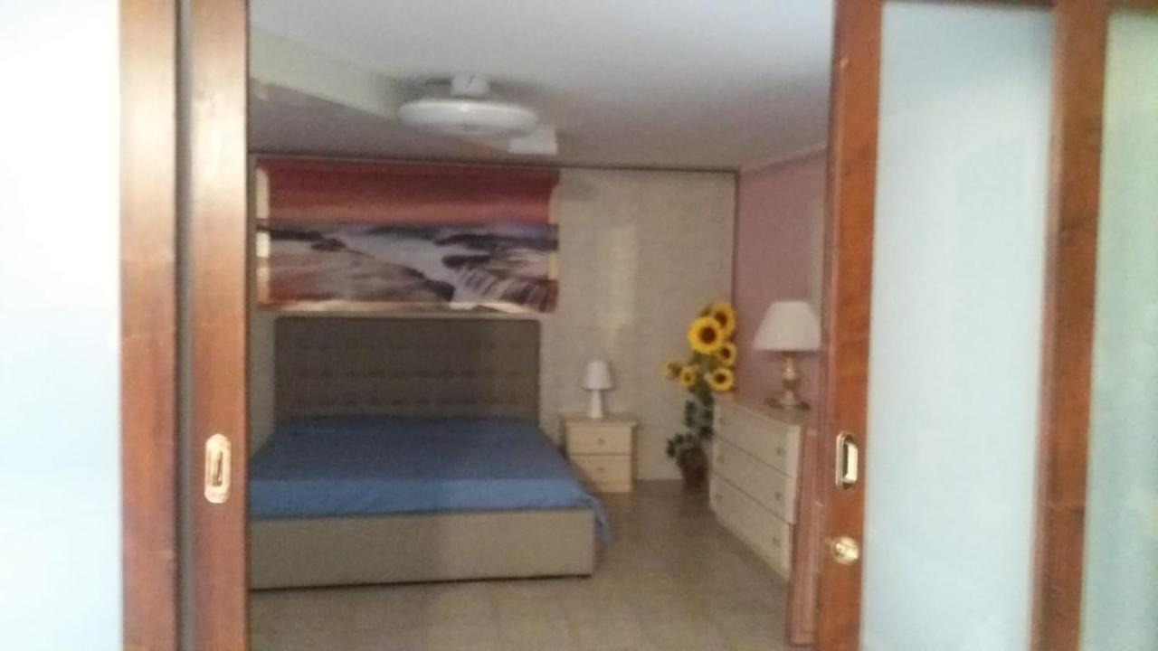 B&B Caravaggio San Donaci Buitenkant foto