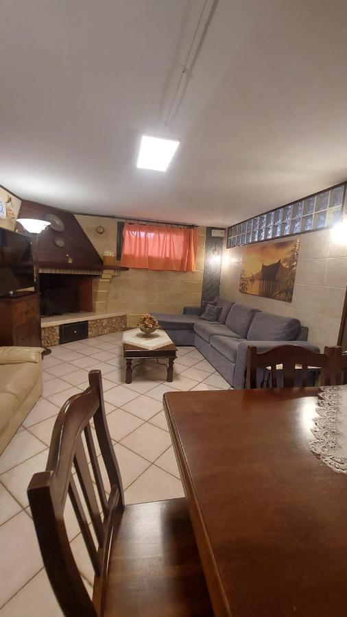 B&B Caravaggio San Donaci Buitenkant foto