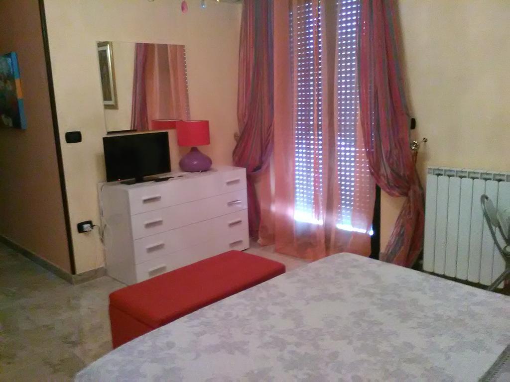 B&B Caravaggio San Donaci Buitenkant foto