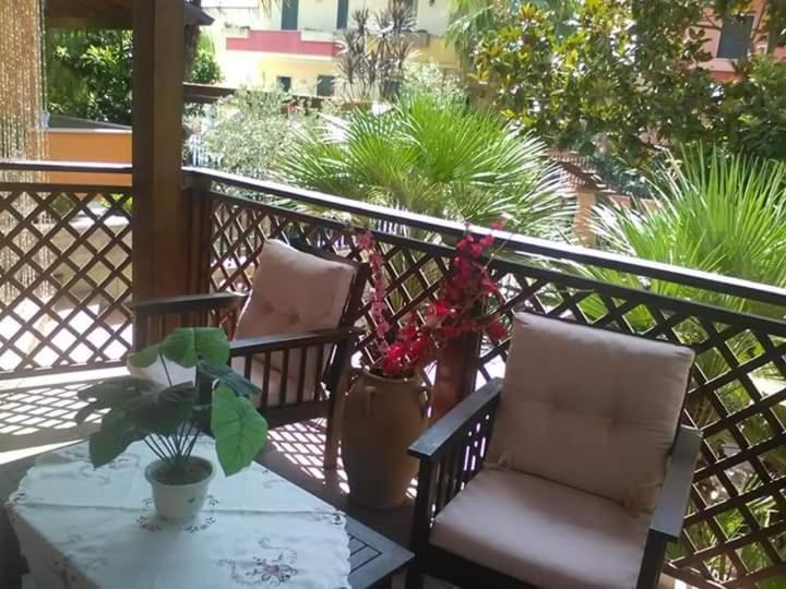 B&B Caravaggio San Donaci Buitenkant foto